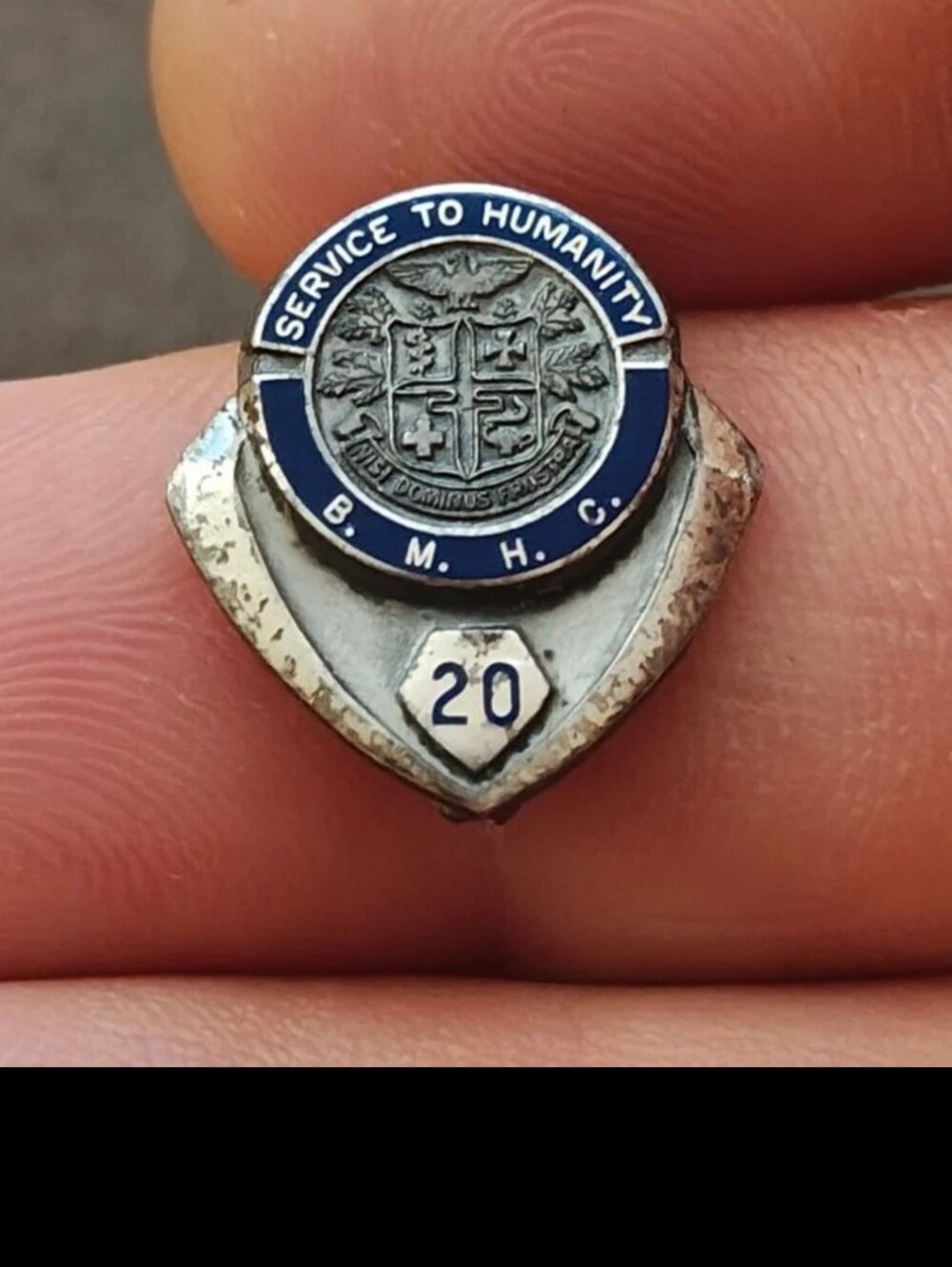 1970s Sterling Silver Boone Memorial Health Complex 20 Year Service Enamel Pin